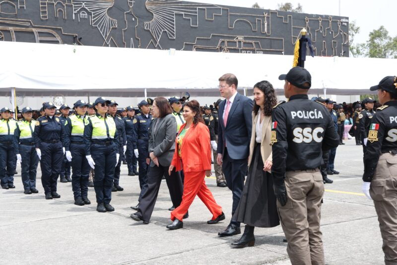 Clara Brugada impulsa a 450 nuevos policías y destaca reducción del 60% en delitos