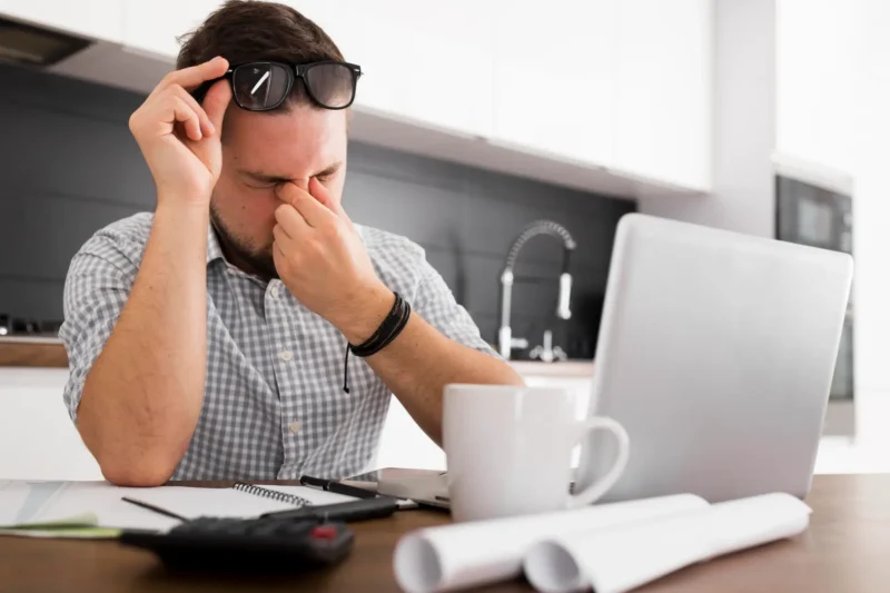 La pandemia silenciosa que nubla nuestra mirada: cómo recuperar la salud visual en la era digital
