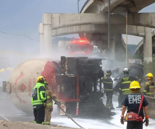 El infierno en el Puente Concordia: la historia de los héroes anónimos que salieron a ayudar