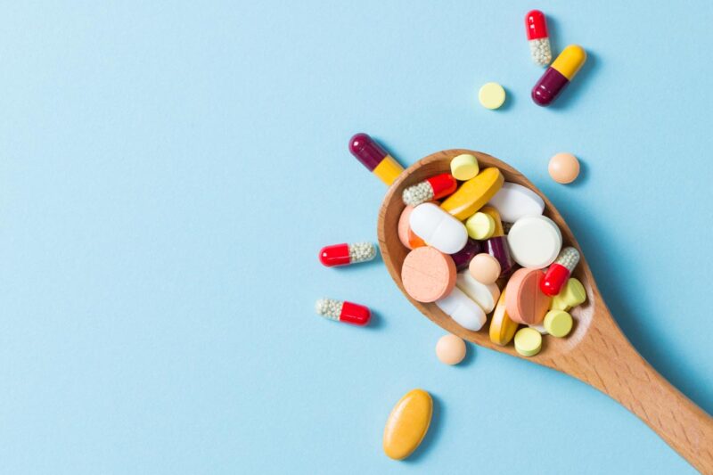 Multivitamínicos: aliados parciales, pero no sustitutos de una dieta equilibrada