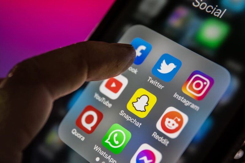 ONGs alertan sobre riesgos de publicidad digital en niñas, niños y adolescentes mexicanos
