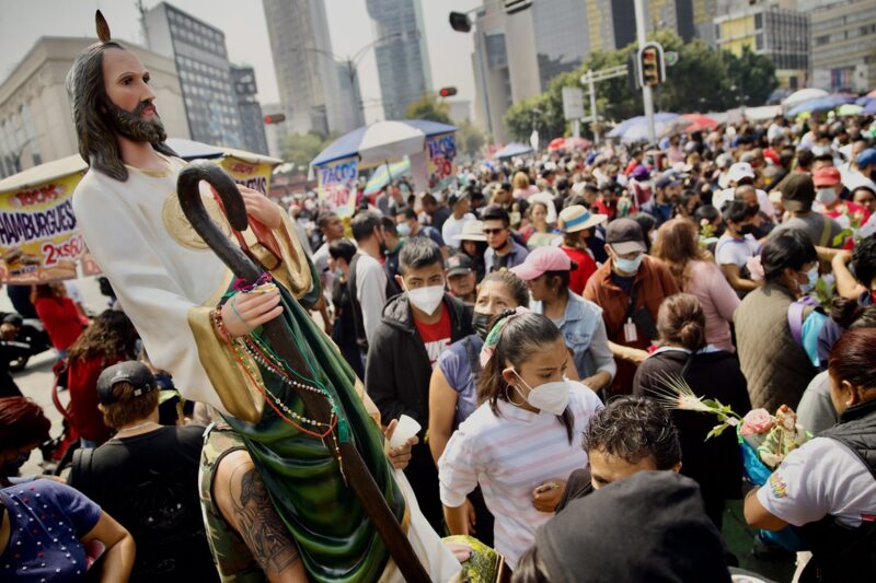 Operativo especial en el Metro Hidalgo por festividad de San Judas Tadeo