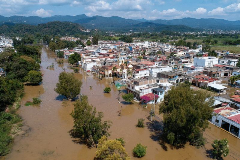 Desborde del Río Cazones deja miles de damnificados en Veracruz