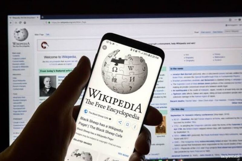 Wikipedia en la encifra: ¿víctima de su propio éxito en la era de la IA?