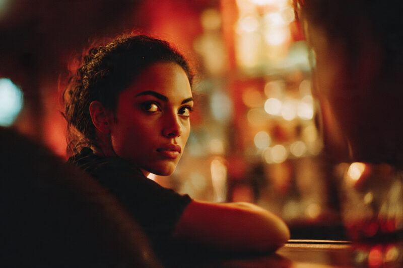 Antropóloga desentraña los truquitos de la atracción humana