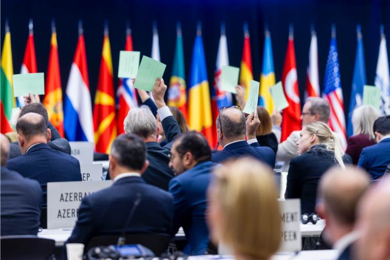 EU cancela el programa de reunificación familiar para siete países y alerta sobre “abusos” en el sistema migratorio