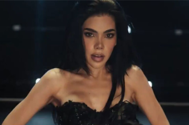 Kenia Os enciende a sus fans con adelanto de ‘K de Karma’