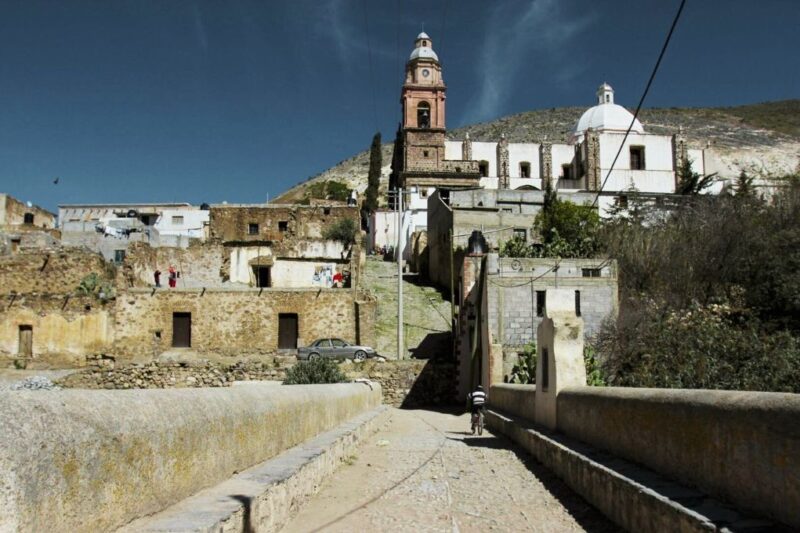 Tres pueblos fantasma de México que te pondrán la piel de gallina y puedes visitar en 2026